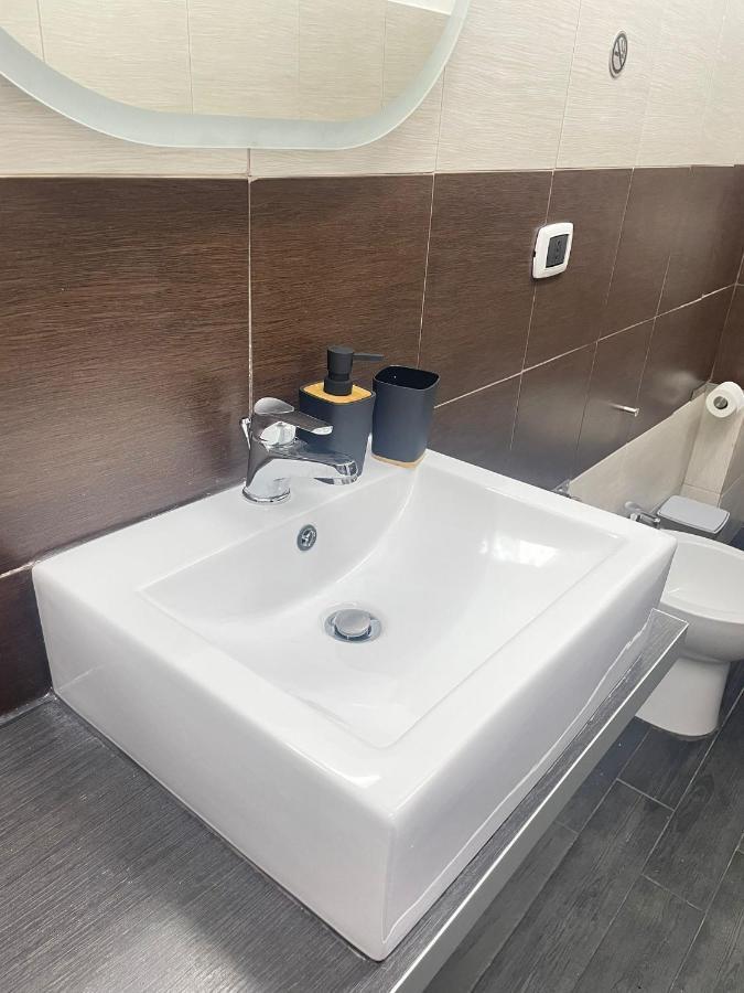 Show House Турин Экстерьер фото