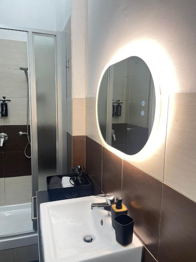 Show House Турин Экстерьер фото