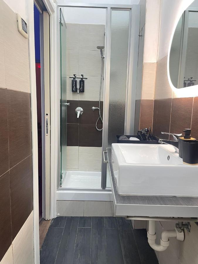 Show House Турин Экстерьер фото